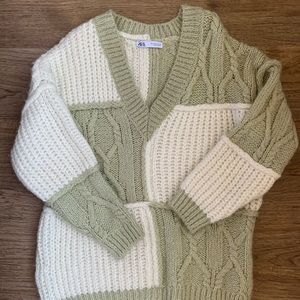 Zara oversized v neck sweater